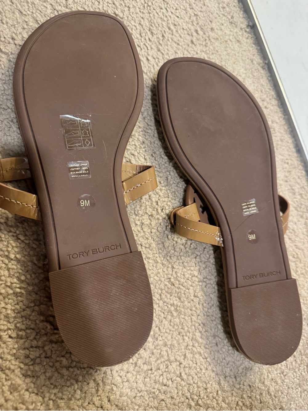 Tory Burch Cognac Patent Leather Logo Thong Sandals - Picture 2 of 2